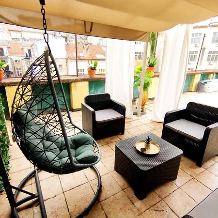 Penthouse Palace *